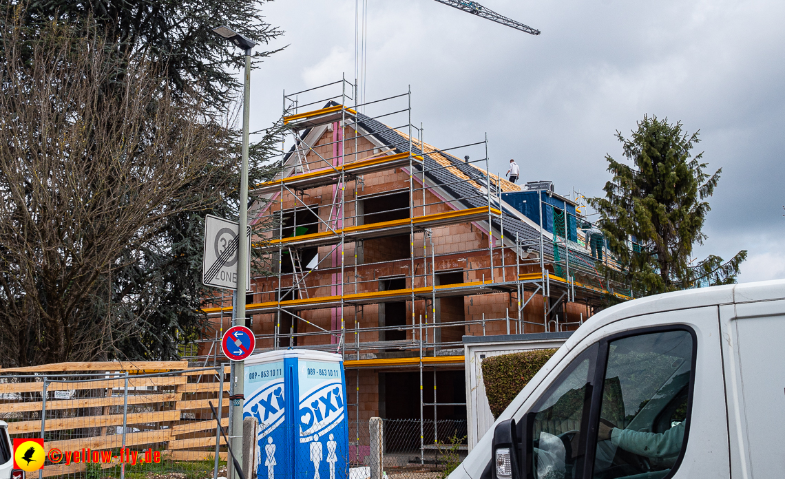 26.04.2023 - Burgfotos von der Baustell Niederalmstraße 16 in Neuperlach